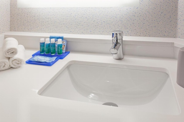 Holiday Inn Express West Los Angeles-Santa Monica, an IHG Hotel Main image